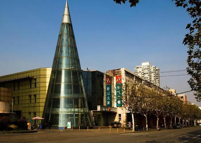 Jinjiang Inn Caobao Road Subway Station