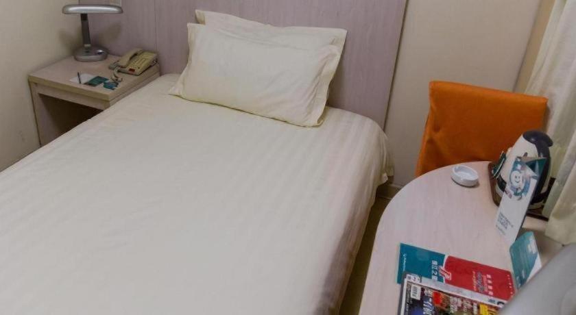 Hotel Jinjiang Caobao Road Subway Station 2*